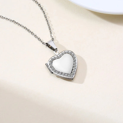 VNOX Heart Locket Necklace with Picture and Name for Women
