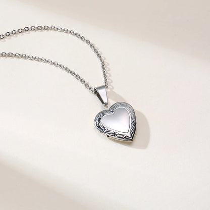 VNOX Heart Locket Necklace with Picture and Name for Women