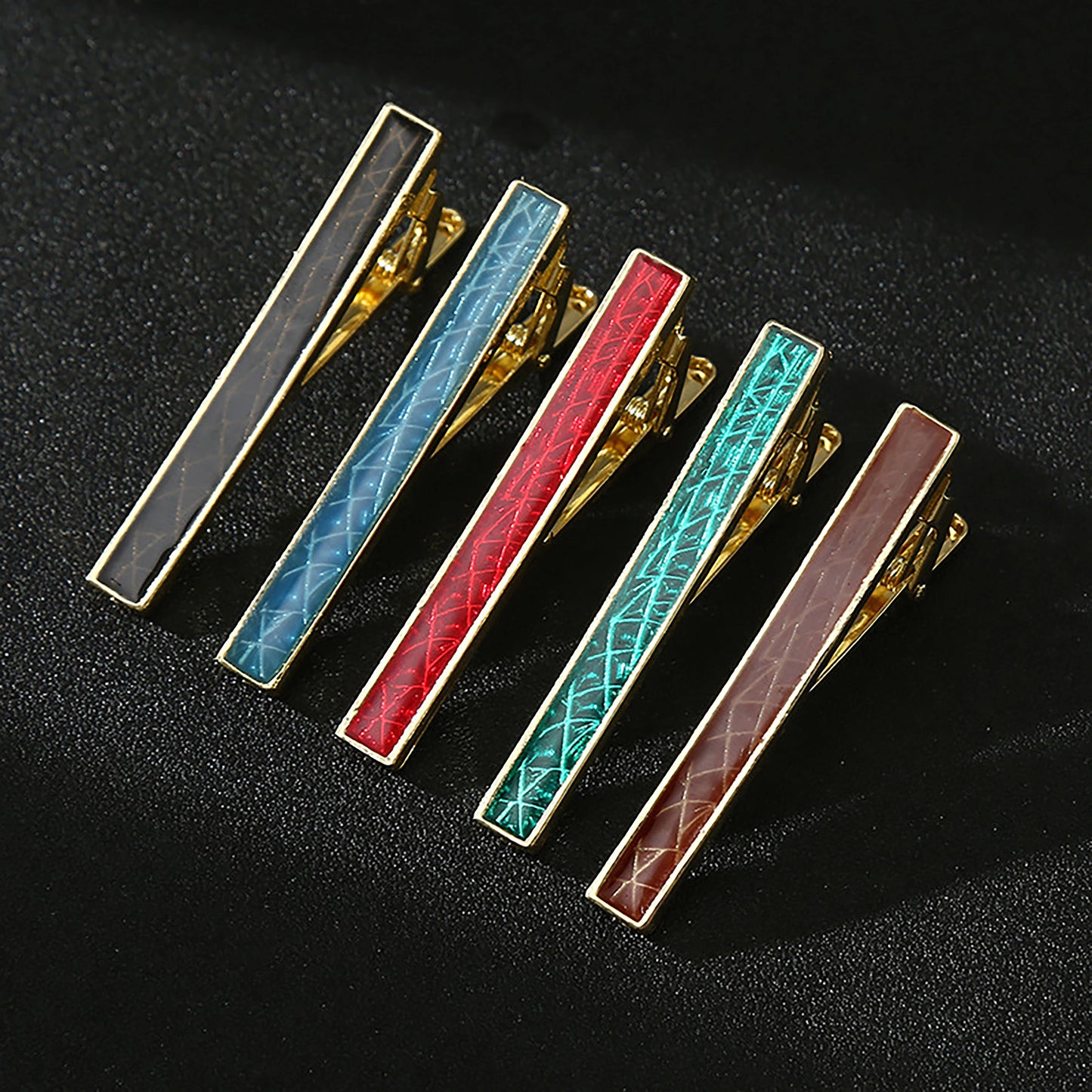 Men's tie pin