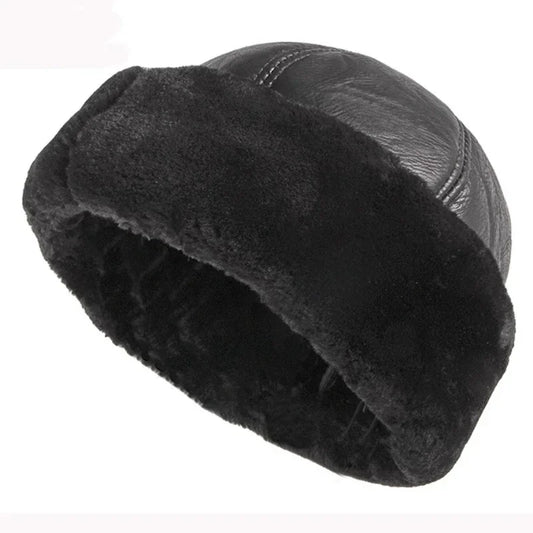 Men's leather and fur hat with fleece lining
