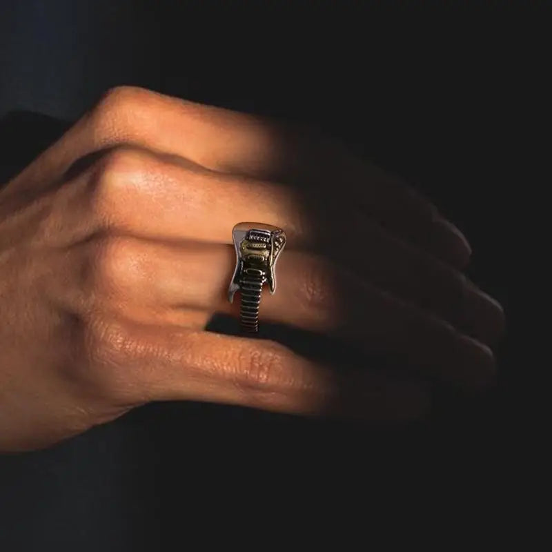Retro electric guitar ring for men
