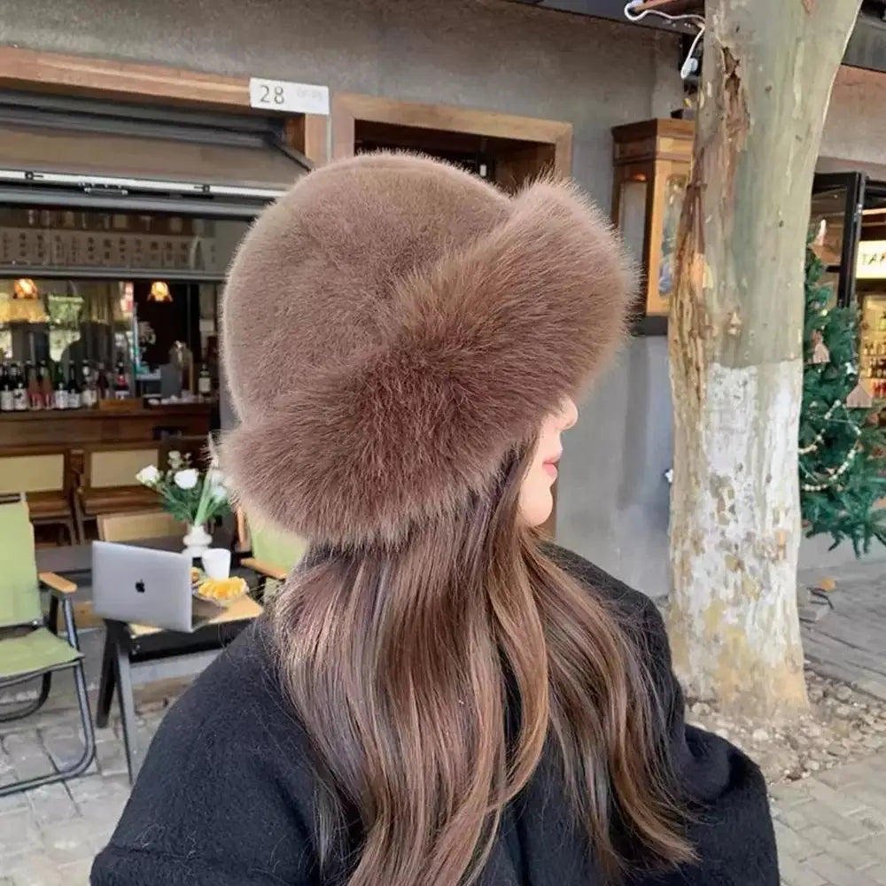Luxury mink fur hat for winter, different colors