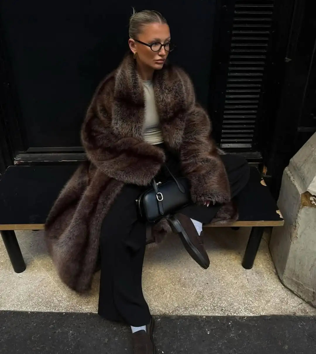 Long luxurious faux fur coat for women, lapel collar, long model