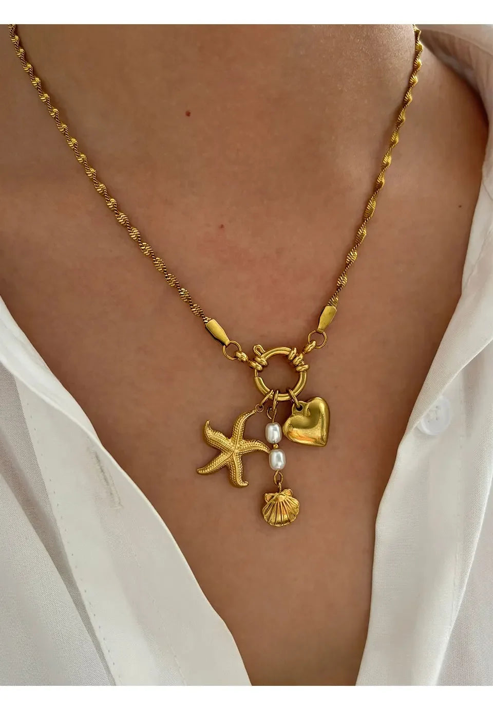 Starfish necklace with flat snake chain for women