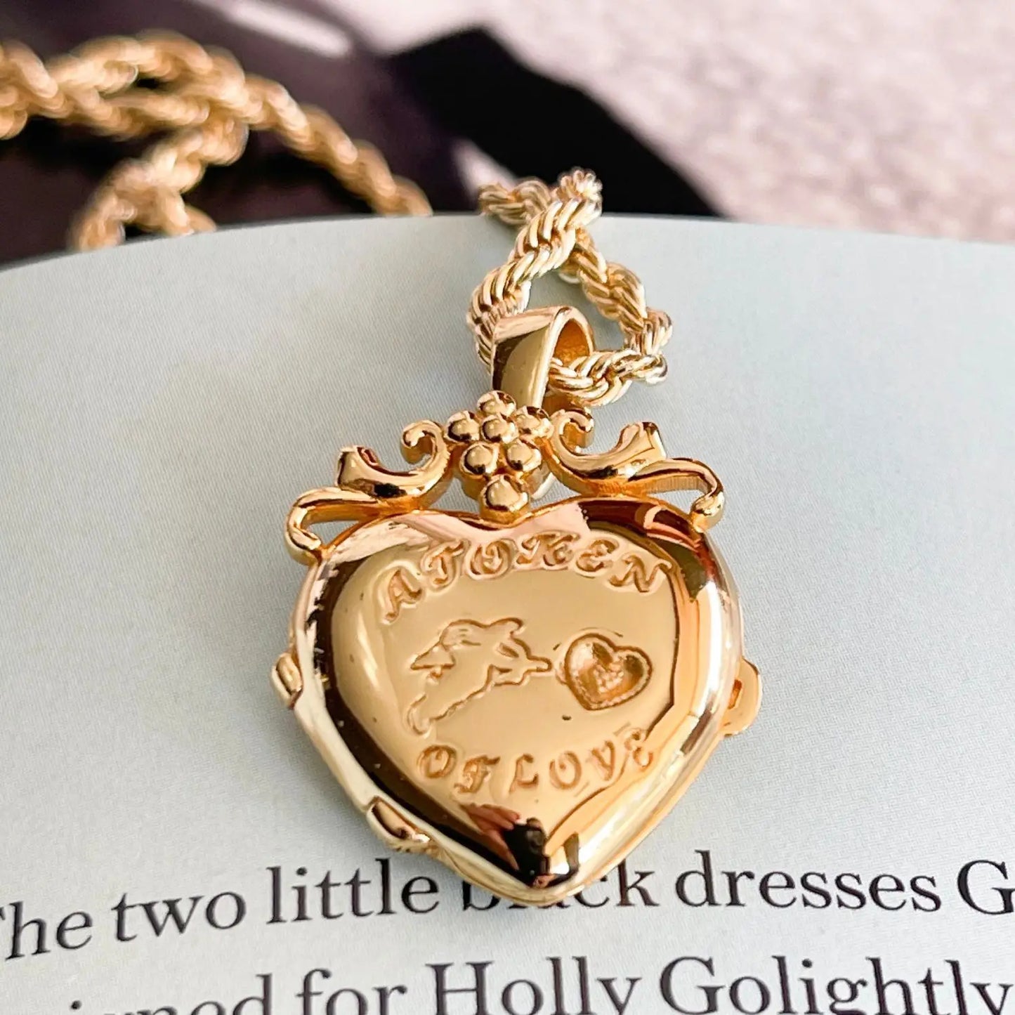 Heart-flower gold-plated album pendant, keepsake, different variations