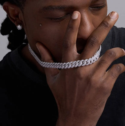 Diamond Cuban Link Chain, täynnä cz-timantteja