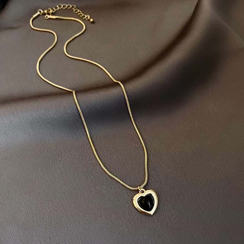 Heart pendant necklace for women