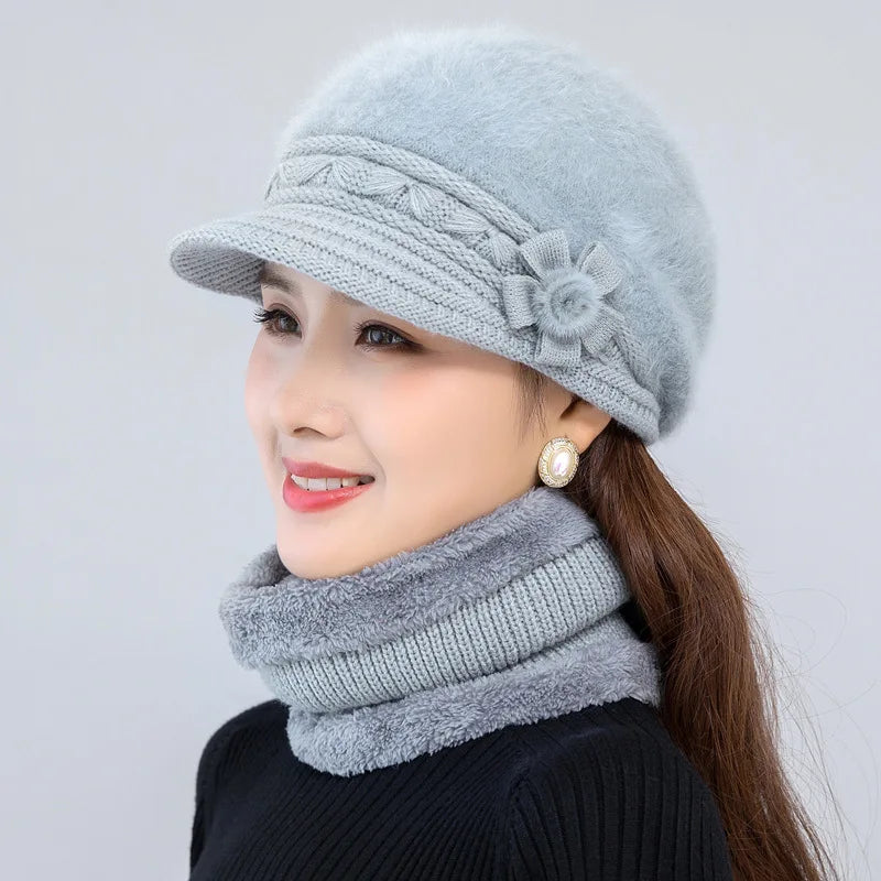 Women's winter hat and scarf set, fur-lined floral knitted hat