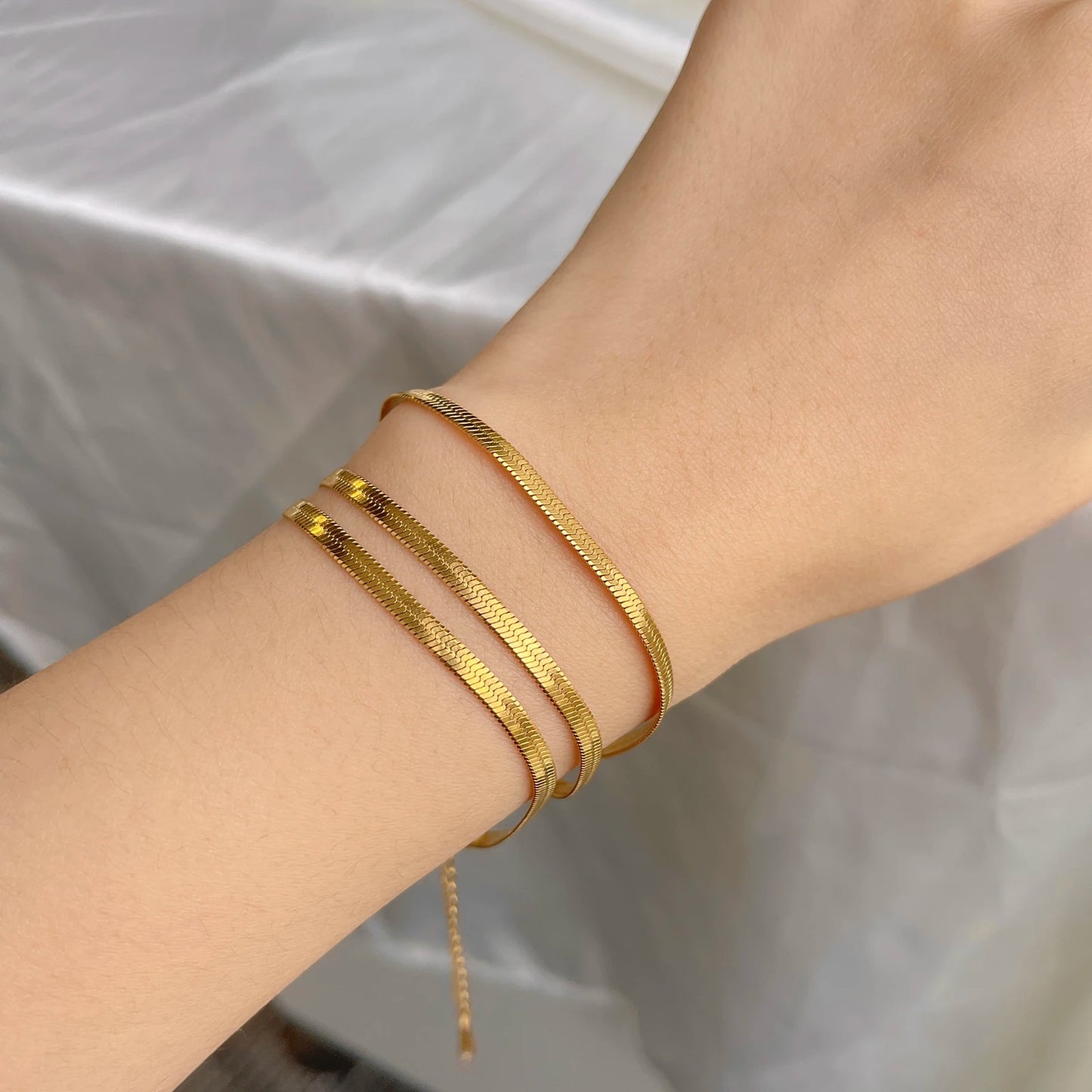 Skyrim snake chain necklace, unisex, new, available in different variations