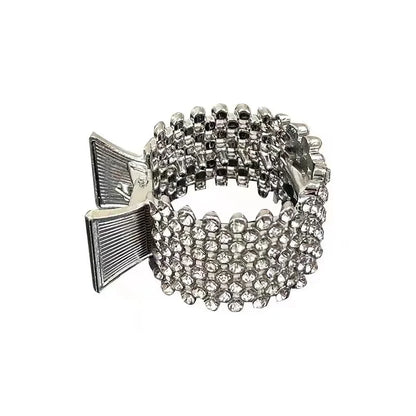 Tyylikäs poninhäntä solki paksuille hiuksille