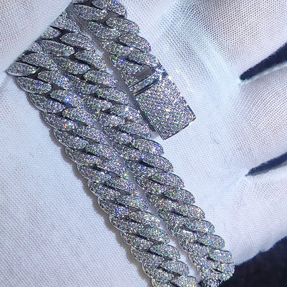 Diamond Cuban Link Chain, täynnä cz-timantteja