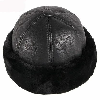 Men's leather and fur hat with fleece lining