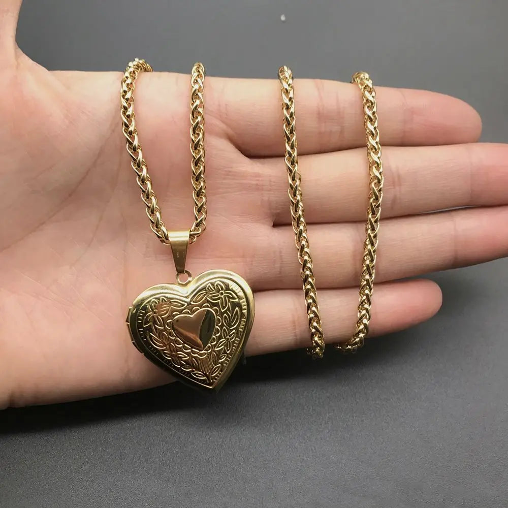 Heart locket necklace for women and men, gold or silver
