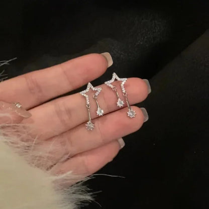 Star stud earrings with zirconia stones and tassels, trendy silver design