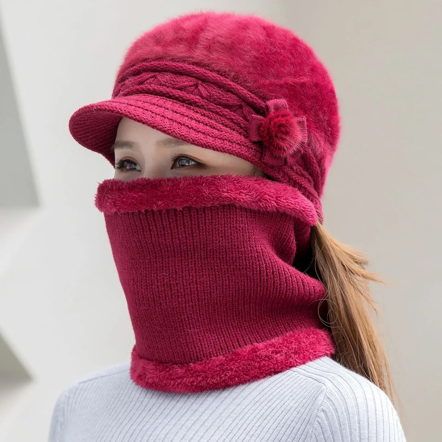 Women's winter hat and scarf set, fur-lined floral knitted hat