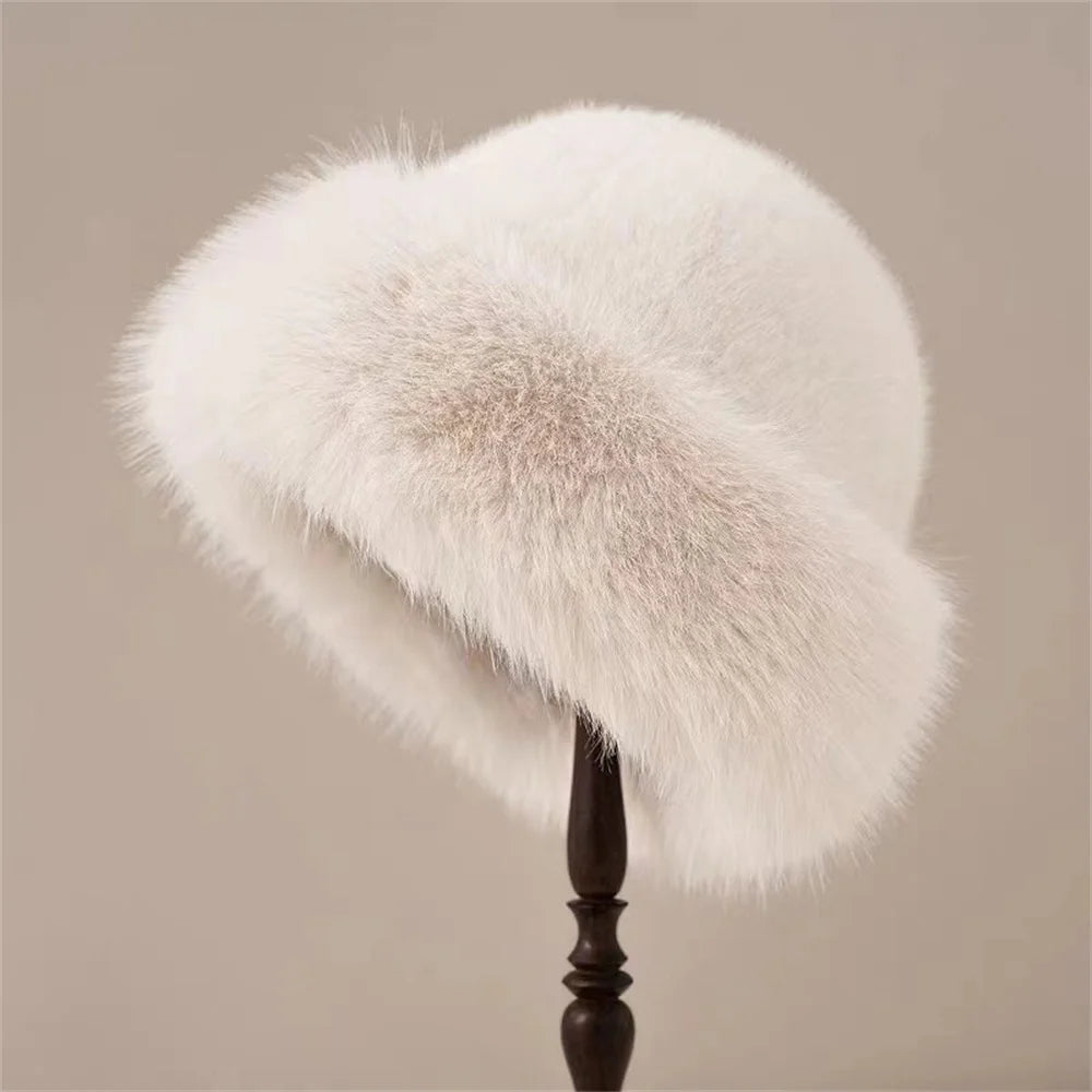 Luxury mink fur hat for winter, different colors