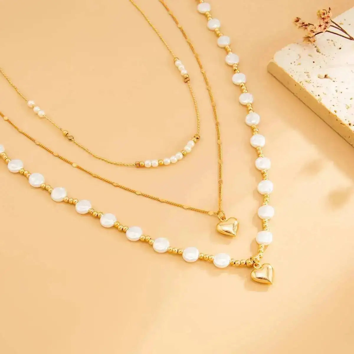 KunJoe Helmikaulakorusetti sydänriipuksella naisille