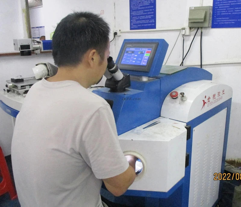 COSFIX Moissanite nappikorvakorut naisille