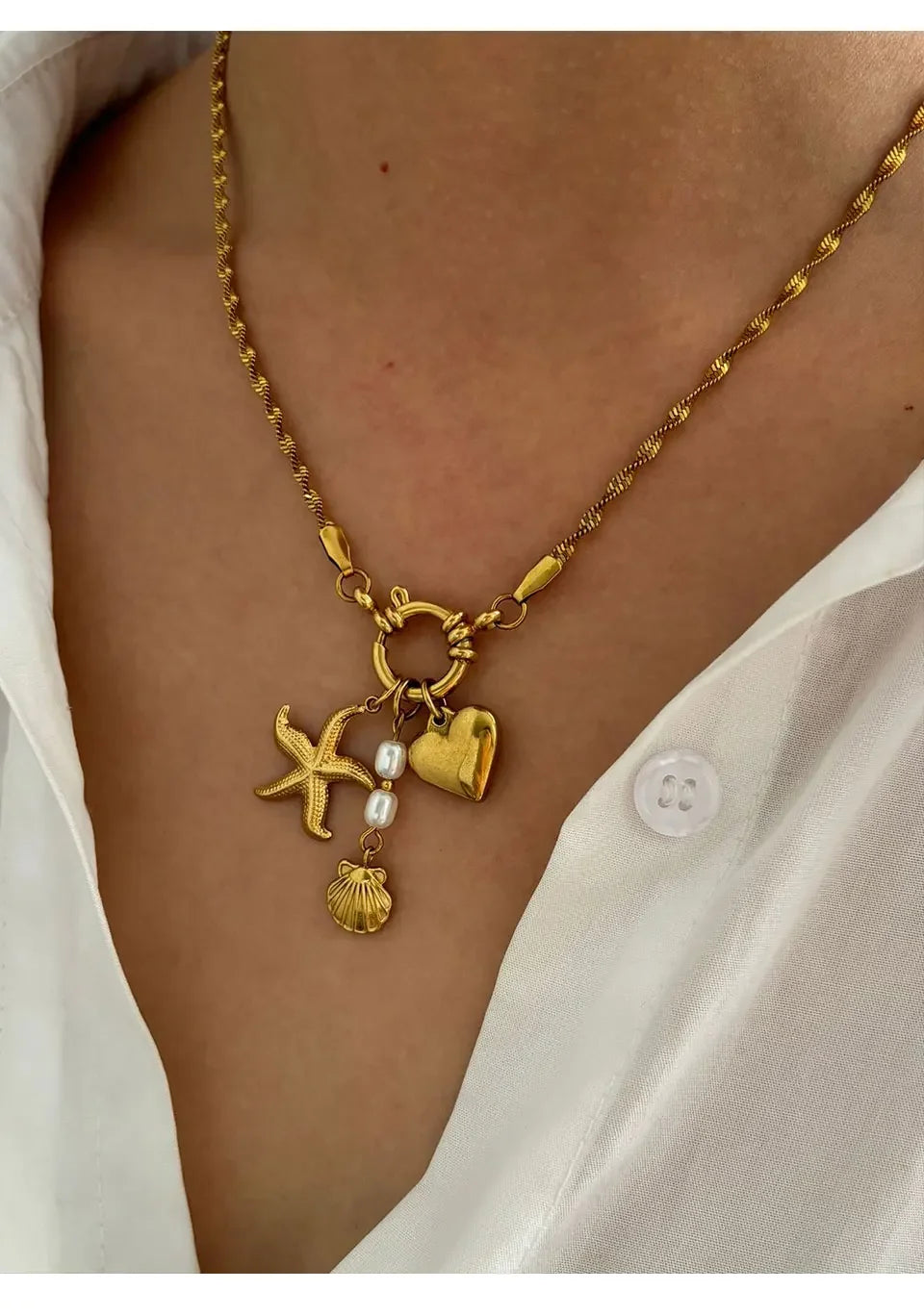 Starfish necklace with flat snake chain for women