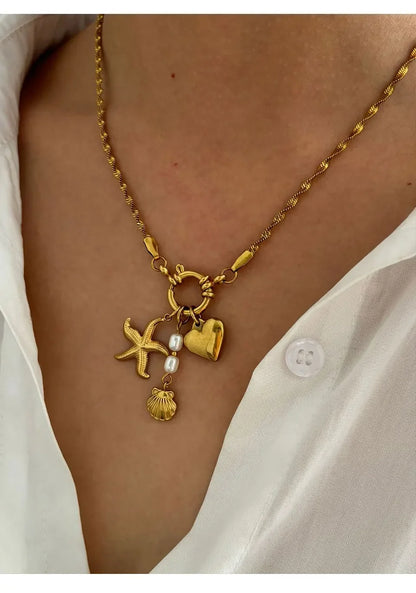Starfish necklace with flat snake chain for women