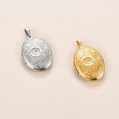 Nostalgic Photo Locket Necklace for Women