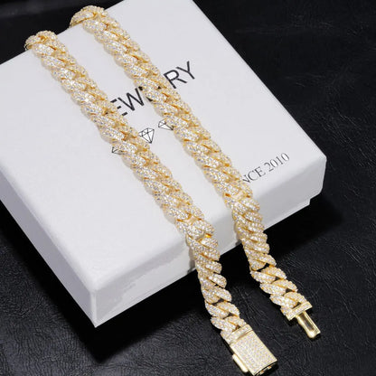 Diamond Cuban Link Chain, täynnä cz-timantteja