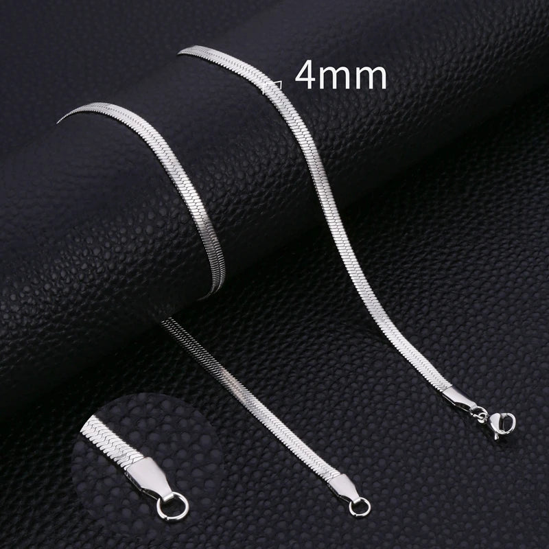 HIYEE Snake chain necklace, unisex design, available in different variations