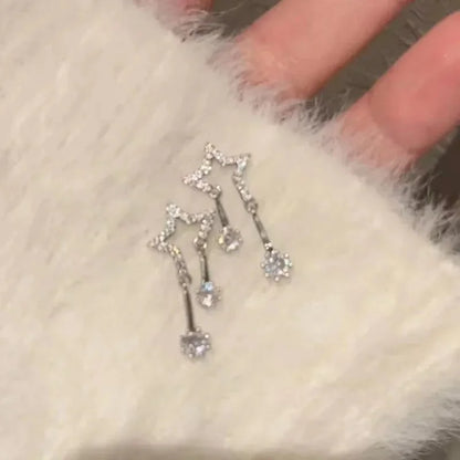 Star stud earrings with zirconia stones and tassels, trendy silver design