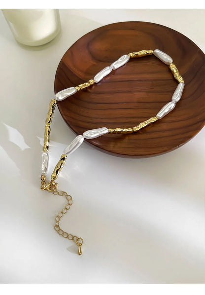 Barokki-helminen kaulakoru naisille