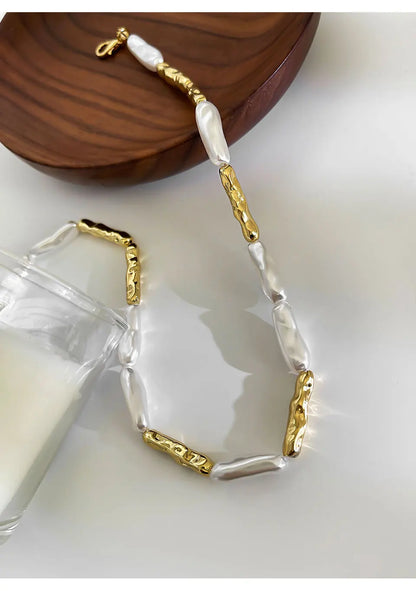 Barokki-helminen kaulakoru naisille