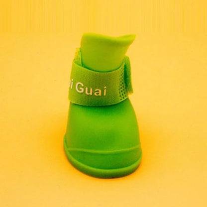 Waterproof dog boots 4pcs, with adjustable strap and non-slip sole