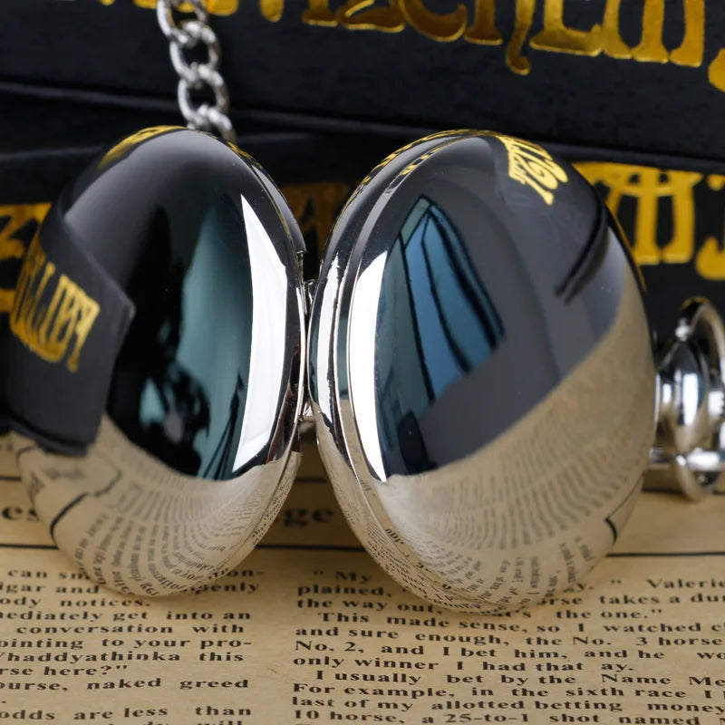 Luksus kvartsi-mekanismi taskukello lahjarasiassa, saatavana eri variaatioita