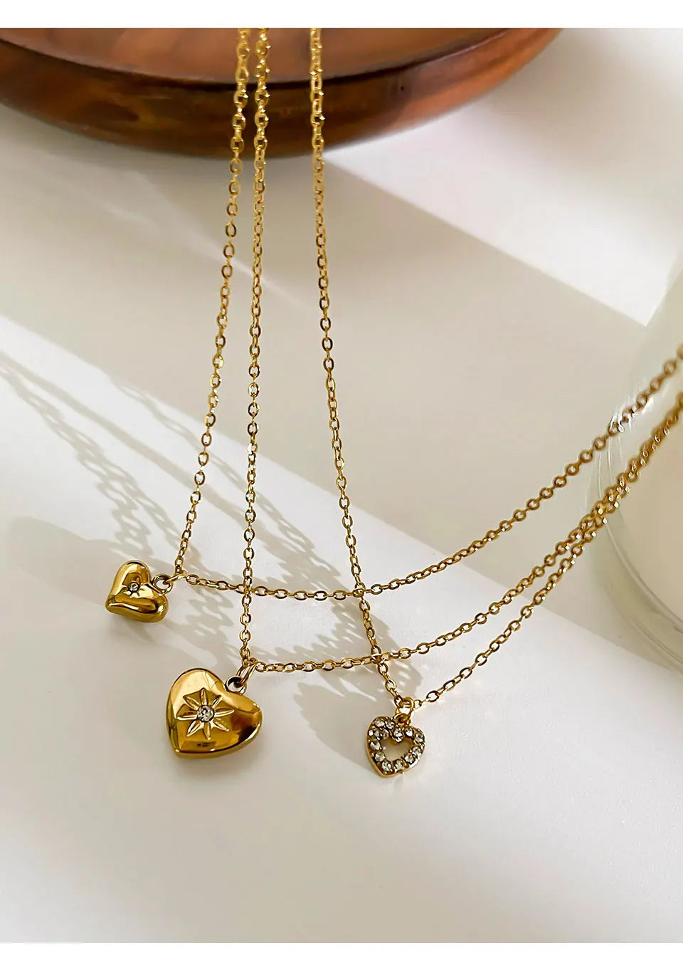 18K kullattu sydänriipus kaulakoru naisille, eri variaatioita
