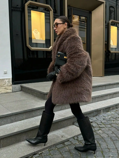 Indefeir French faux fur coat for women