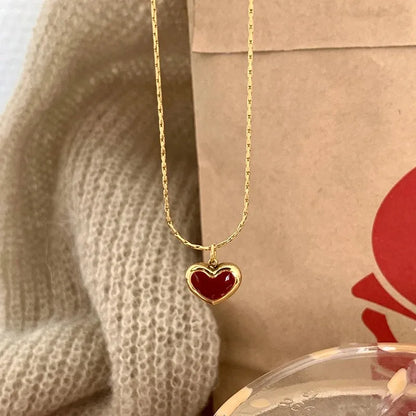 Heart pendant necklace for women