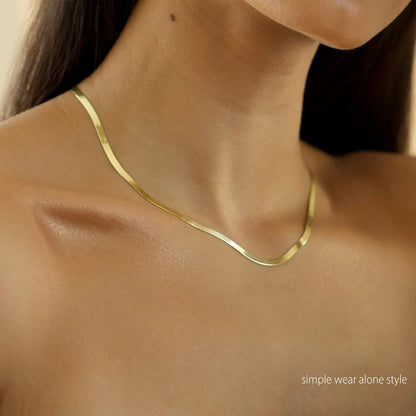 Stylish gold choker necklace for women, full package
