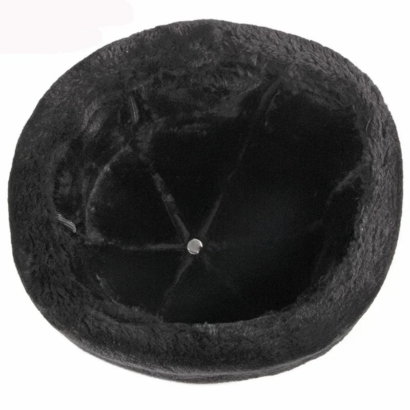 Men's leather and fur hat with fleece lining