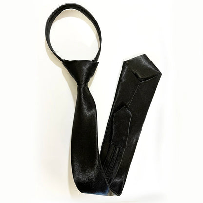 Luksus solmio kukkarintaneulalla