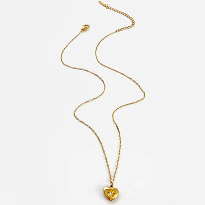 18K kullattu sydänriipus kaulakoru naisille, eri variaatioita