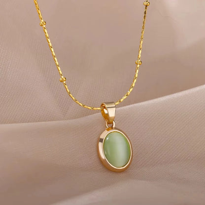 Trendy opal stone pendant necklace, available in different variants